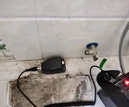 普洱屋顶漏水维修公司分享下卫生间漏水的危害及解决方法